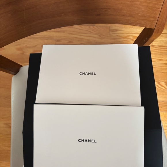 Chanel Bag - Picture 3 of 7